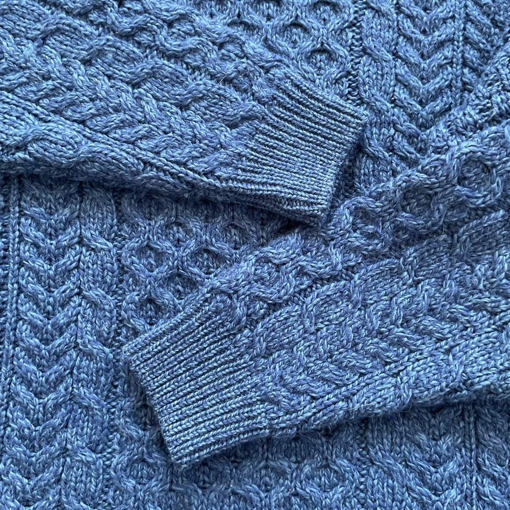 Carraigdonn Merino Wool Irish Crewneck Aran Fisherman’s Cable Knit Sweater - Picture 7 of 11